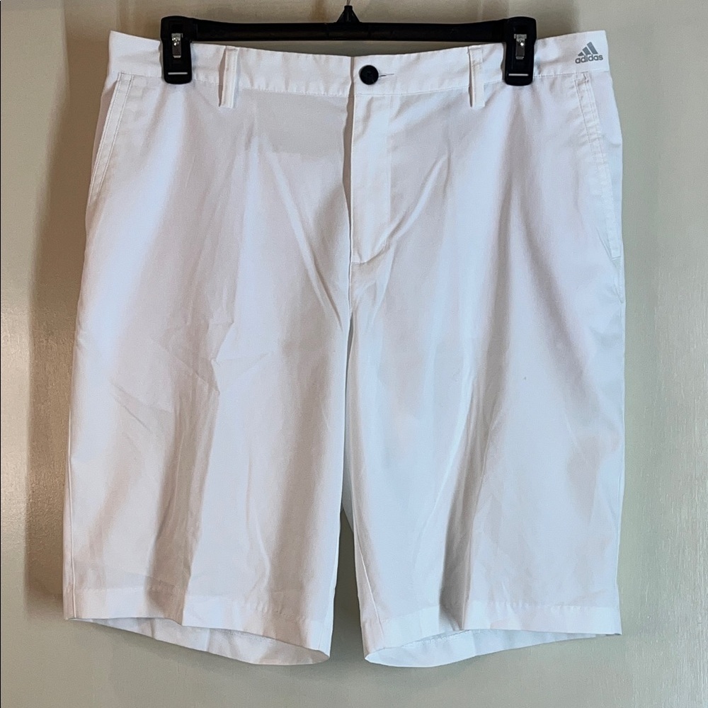 Adidas Men's Classic White Golf Athletic Shorts size 38